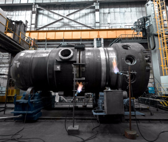 «ЗиО-Подольск» приступил к сварке замыкающего шва корпуса реактора для ледокола «Якутия»